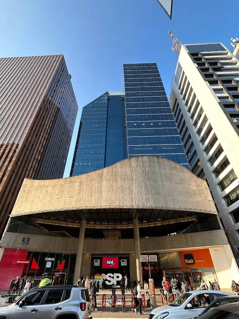 Fachada do consultório de psicologia na Avenida Paulista