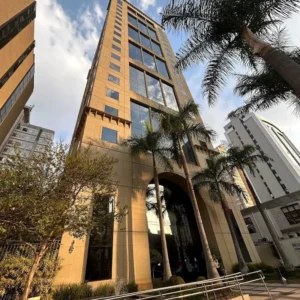 Sala principal do consultório de psicologia no Itaim Bibi, São Paulo